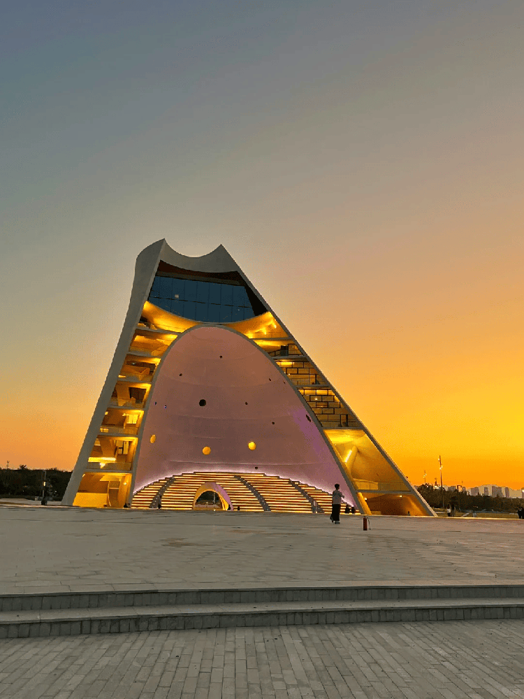 2025年11月 “聲”啟時光，塔韻新呈——煙臺時光塔自助導覽系統安裝案例